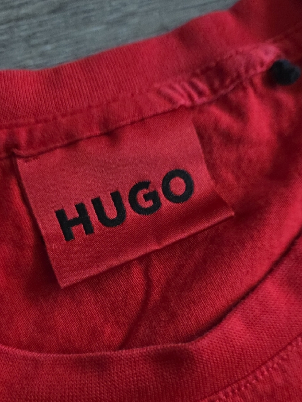 HUGO Bright Red Logo T-Shirt - Picture 2 of 5